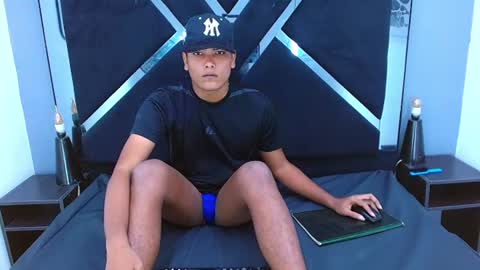 Snapshot of marc_markes chatting on July 21, 2026, 4:31 pm Marc online show from July 21, 2026, 4:31 pm