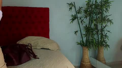 Snapshot of marcela_cepeda chatting on July 27, 2026, 6:59 pm Mar online show from July 27, 2026, 6:59 pm
