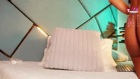 marcela_rojas online show from November 24, 2025, 11:32 am