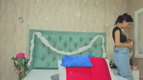 Marcela online show from December 2, 2025, 8:48 pm