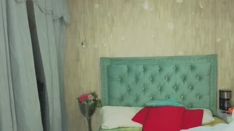 Snapshot of marcelaa_fox chatting on July 8, 2026, 12:37 am Marcela online show from July 8, 2026, 12:37 am