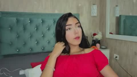 Snapshot of marcelaa_fox chatting on July 16, 2026, 8:48 pm Marcela online show from July 16, 2026, 8:48 pm