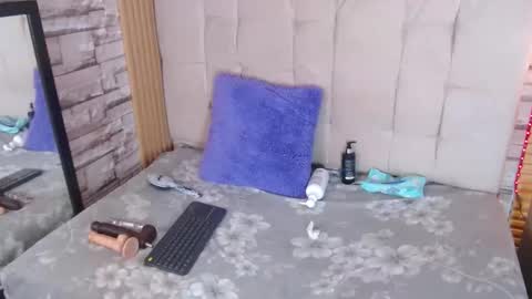 marcelinecutte303av online show from February 13, 2026, 5:03 am