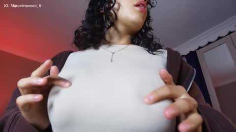 Snapshot of marcelinee__ chatting on February 1, 2026, 6:12 am Marce online show from February 1, 2026, 6:12 am