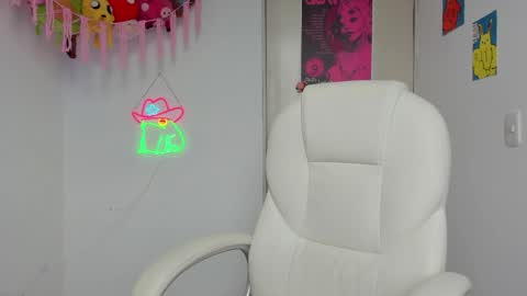 Snapshot of marcelinegh chatting on June 3, 2026, 2:33 pm Marceline online show from June 3, 2026, 2:33 pm
