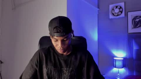 Snapshot of marcelo_dosantos77 chatting on February 7, 2025, 6:45 am MARCELO online show from February 7, 2025, 6:45 am