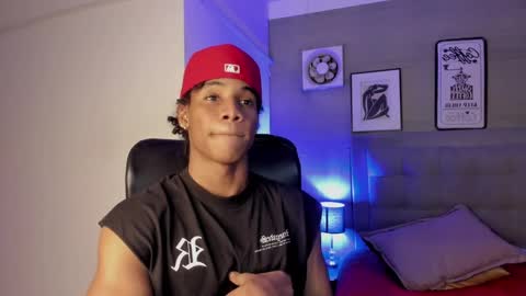 Snapshot of marcelo_dosantos77 chatting on February 10, 2025, 3:57 am MARCELO online show from February 10, 2025, 3:57 am