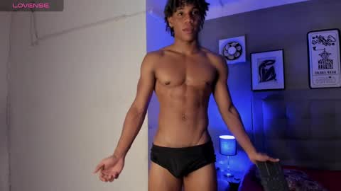 Snapshot of marcelo_dosantos77 chatting on February 24, 2025, 7:00 am MARCELO online show from February 24, 2025, 7:00 am