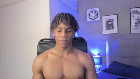 Snapshot of marcelo_dosantos77 chatting on March 6, 2025, 12:00 am MARCELO online show from March 6, 2025, 12:00 am