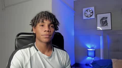 Snapshot of marcelo_dosantos77 chatting on March 11, 2025, 12:44 am MARCELO online show from March 11, 2025, 12:44 am