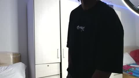 Snapshot of marcelo_dosantos77 chatting on September 25, 2025, 12:42 pm MARCELO online show from September 25, 2025, 12:42 pm