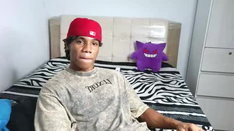 Snapshot of marcelo_dosantos77 chatting on October 14, 2025, 1:45 pm MARCELO online show from October 14, 2025, 1:45 pm