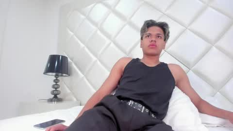 marco_deluxe online show from April 18, 2026, 11:25 am