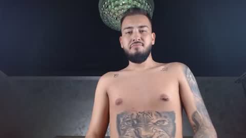 marcodeluxee online show from July 25, 2026, 8:28 pm