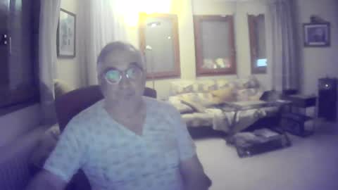 marcos260526 online show from July 13, 2026, 8:44 pm