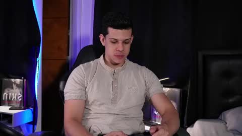 Snapshot of marcosullivan_ chatting on July 17, 2026, 11:31 pm Marco Sullivan online show from July 17, 2026, 11:31 pm