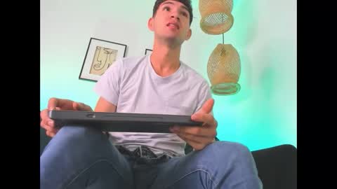 Snapshot of marcus_fire chatting on February 11, 2025, 7:33 am marcus_fire online show from February 11, 2025, 7:33 am