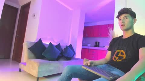 Snapshot of marcus_fire chatting on February 14, 2025, 5:30 am marcus_fire online show from February 14, 2025, 5:30 am