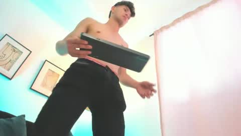 Snapshot of marcus_fire chatting on February 20, 2025, 5:29 pm marcus_fire online show from February 20, 2025, 5:29 pm