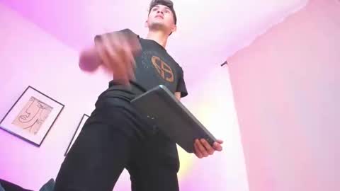 Snapshot of marcus_fire chatting on February 22, 2025, 12:05 am marcus_fire online show from February 22, 2025, 12:05 am