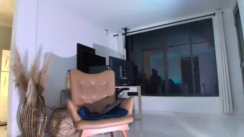 Snapshot of marcus_fire chatting on September 14, 2025, 8:57 am marcus_fire online show from September 14, 2025, 8:57 am