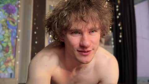 Snapshot of marcus_paradise chatting on December 25, 2024, 7:57 am marcus_paradise online show from December 25, 2024, 7:57 am