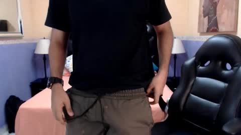 marcus_soler online show from October 10, 2025, 4:39 pm