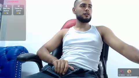 marcus_soler online show from November 15, 2025, 5:53 pm