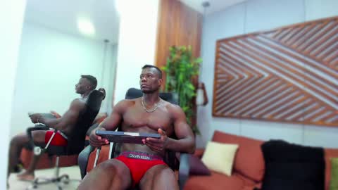 Snapshot of marcusblack_ chatting on January 17, 2025, 6:36 am Marcusssss online show from January 17, 2025, 6:36 am