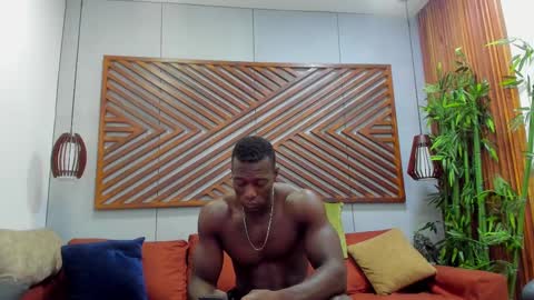 Snapshot of marcusblack_ chatting on February 28, 2025, 11:47 am Marcusssss online show from February 28, 2025, 11:47 am