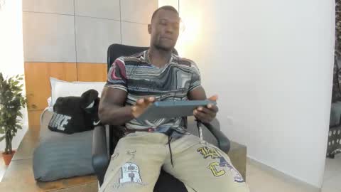 Snapshot of marcusblack_ chatting on September 11, 2025, 11:43 am Marcusssss online show from September 11, 2025, 11:43 am