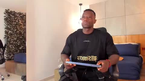 Snapshot of marcusblack_ chatting on July 28, 2026, 12:12 pm Marcusssss online show from July 28, 2026, 12:12 pm