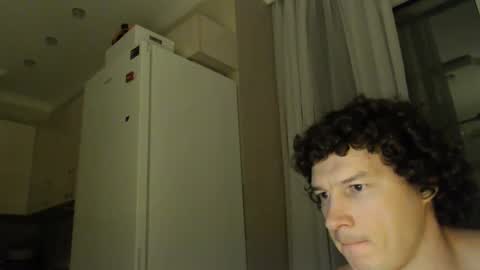 Dorian Salazar online show from April 22, 2026, 6:42 pm