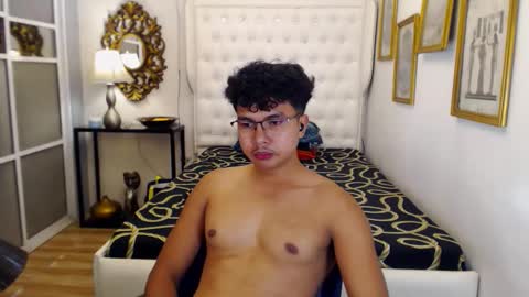 Snapshot of marcusmason1 chatting on December 15, 2025, 1:04 pm marcusmason1 online show from December 15, 2025, 1:04 pm