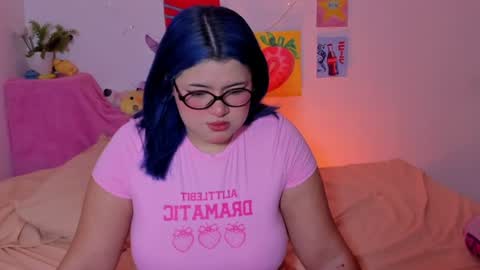 danna online show from June 15, 2026, 6:37 am