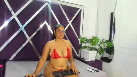 Marcy Gomez online show from February 8, 2026, 8:45 pm