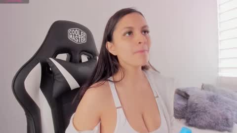 Snapshot of mardybum_ chatting on October 27, 2025, 6:45 pm Maria online show from October 27, 2025, 6:45 pm