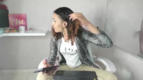 Snapshot of marfilastrom chatting on February 8, 2025, 6:12 am marfilastrom online show from February 8, 2025, 6:12 am