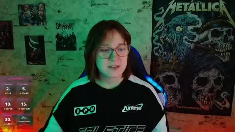 Snapshot of margaret_red chatting on April 13, 2026, 12:43 pm Margaret online show from April 13, 2026, 12:43 pm