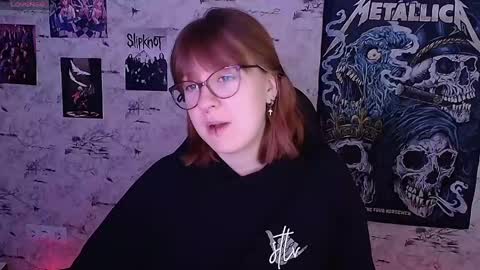 Snapshot of margaret_red chatting on May 12, 2026, 9:39 am Margaret online show from May 12, 2026, 9:39 am