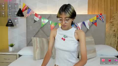 Snapshot of marge_lasander chatting on July 13, 2026, 6:22 pm Aitana online show from July 13, 2026, 6:22 pm