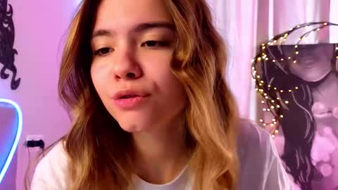 Call me Margie33 online show from March 15, 2026, 9:04 am