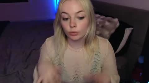 margot_robbie7 online show from July 8, 2026, 12:59 am