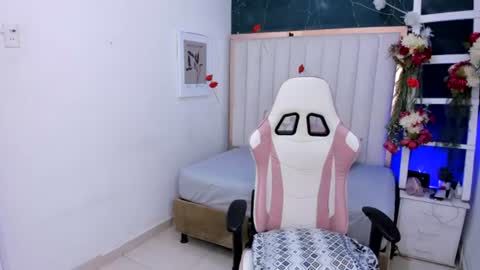 Margot  online show from June 23, 2026, 12:36 pm