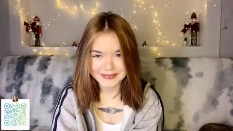 Lina online show from February 10, 2026, 8:57 pm