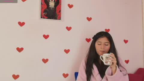 mari_mar69 online show from April 23, 2026, 12:29 pm