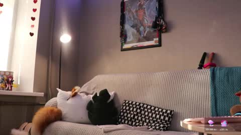 Mari Moonbunny online show from May 13, 2026, 3:20 pm
