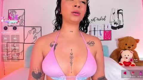 Mari Sweett  online show from September 12, 2025, 1:11 pm