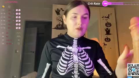 Snapshot of maria_bowie chatting on October 31, 2025, 7:53 am Maria online show from October 31, 2025, 7:53 am