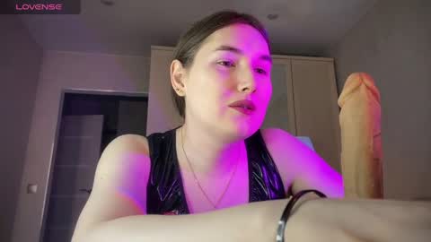 Snapshot of maria_bowie chatting on May 25, 2026, 4:40 am Maria online show from May 25, 2026, 4:40 am